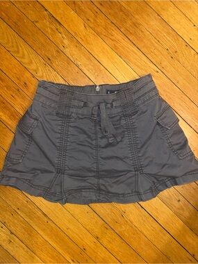 Hollister Charcoal Gray Mid-Rise Mini Skort